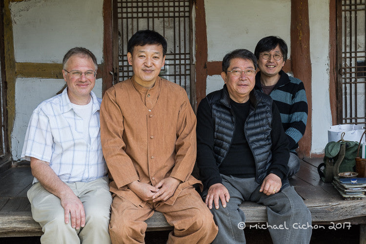 Traditional Korean Tea Cup Irabo Style - Image 9